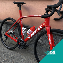 Carica l'immagine nel visualizzatore di Gallery, Kit custom di adesivi per telaio Trek Segafredo.